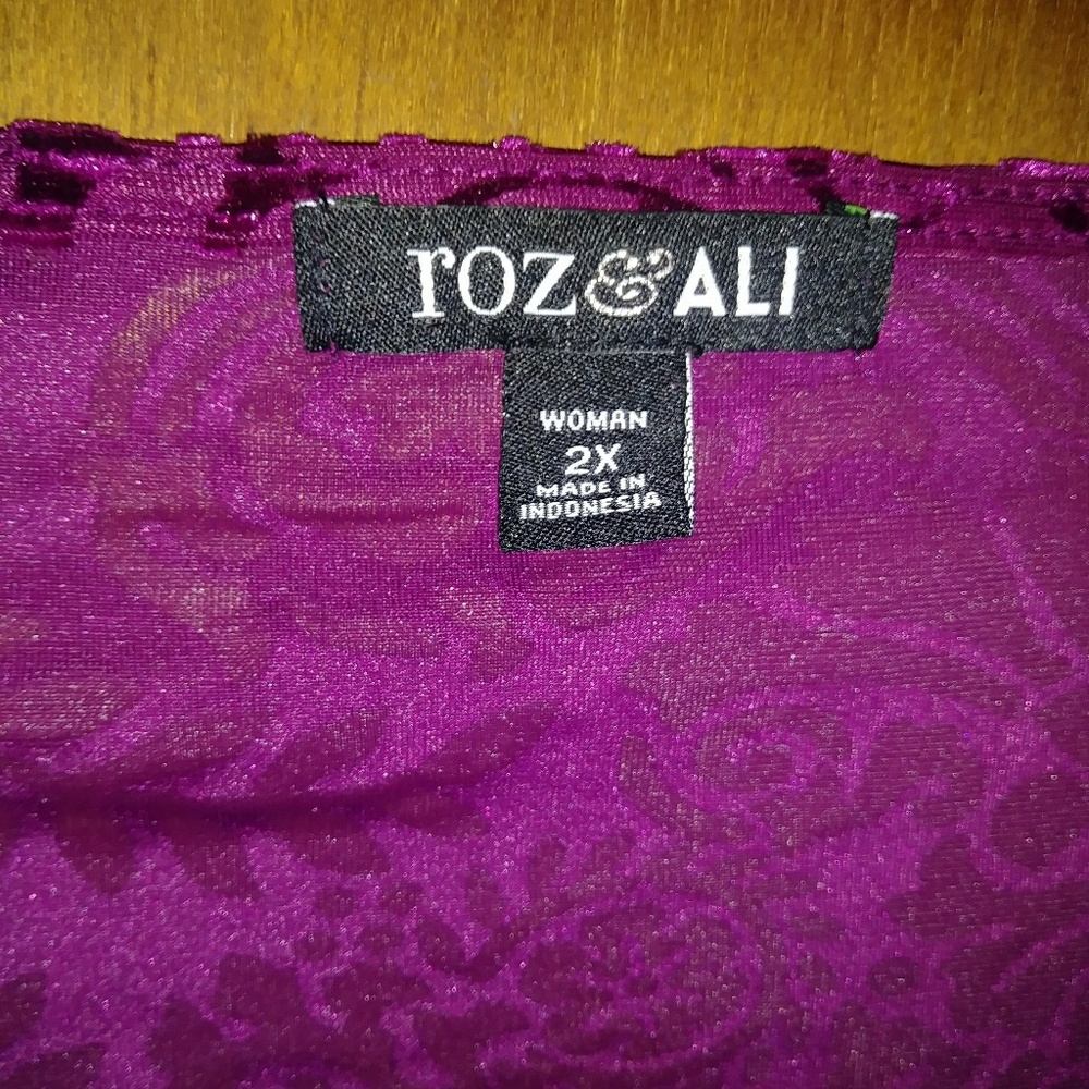 Patterned blouse with inside shell - Picture 6 of 7
